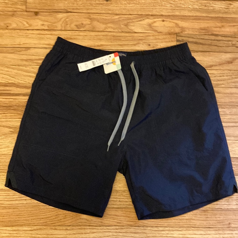 J.Crew 7" sustainable Kayak Short in ECONYL® nylon - Navy - Medium - NWT